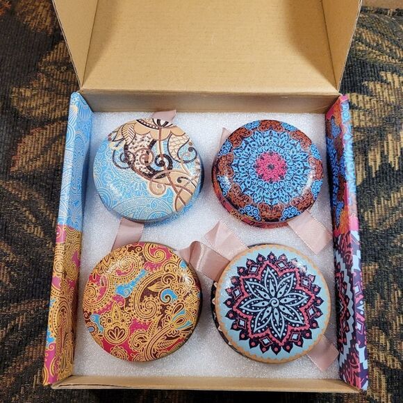 Yinuo Candle Store Vegan Soy Wax 4 Piece Scented Candle Gift Set- NIB - Picture 2 of 3